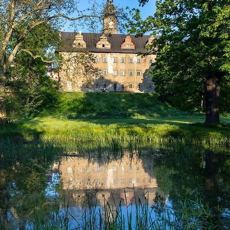 Pałac Gorzanów Gorzanow Exterior foto